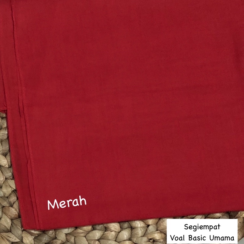 Hijab Basic Voal Umama Part 1-Merah