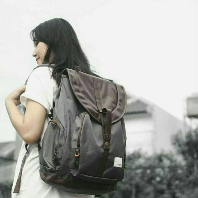 Tas Ransel Backpack Laptop Kuliah Tusk Mozza Grey