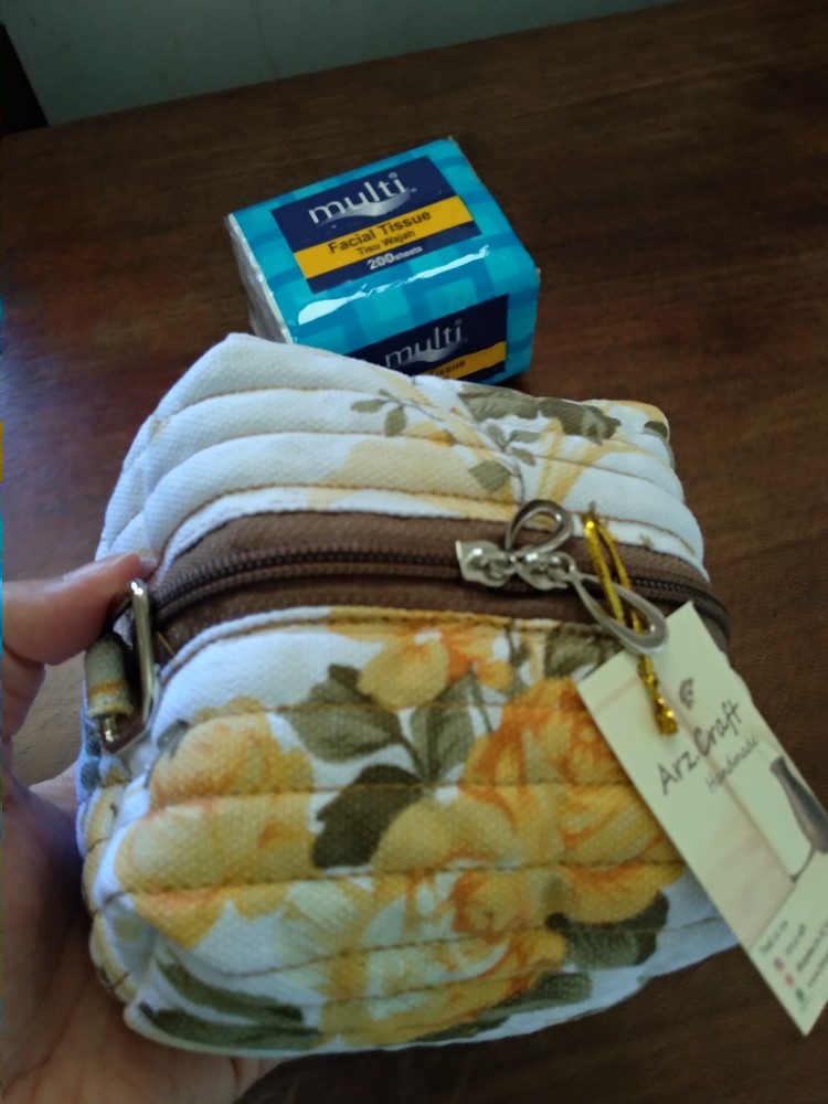 Ac Square Pouch - Yellow Flowers / Tempat  Tisu Kotak