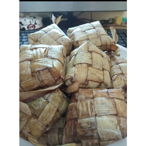 

Ketupat Ketan