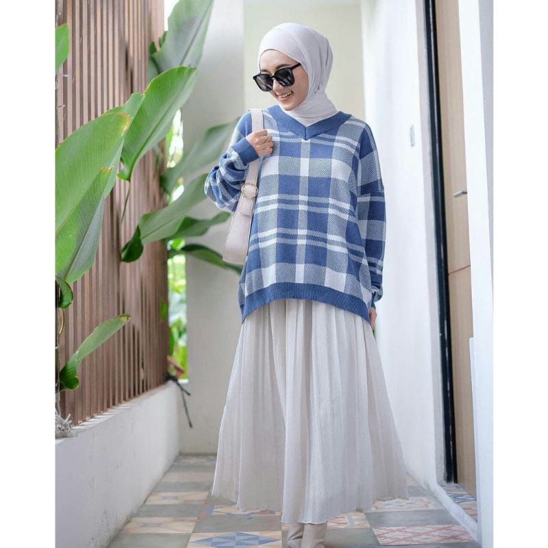 Sweater Tartan Rajut Wanita Premium Oversize Fit M To XL By Galleraj.id