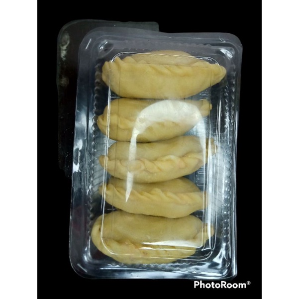 

FROZEN CURRY PUFF ISI 5 (PASTEL SINGAPUR)