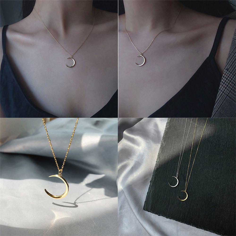 Kalung Rantai Liontin Bulan Sabit Bahan Alloy Untuk Wanita