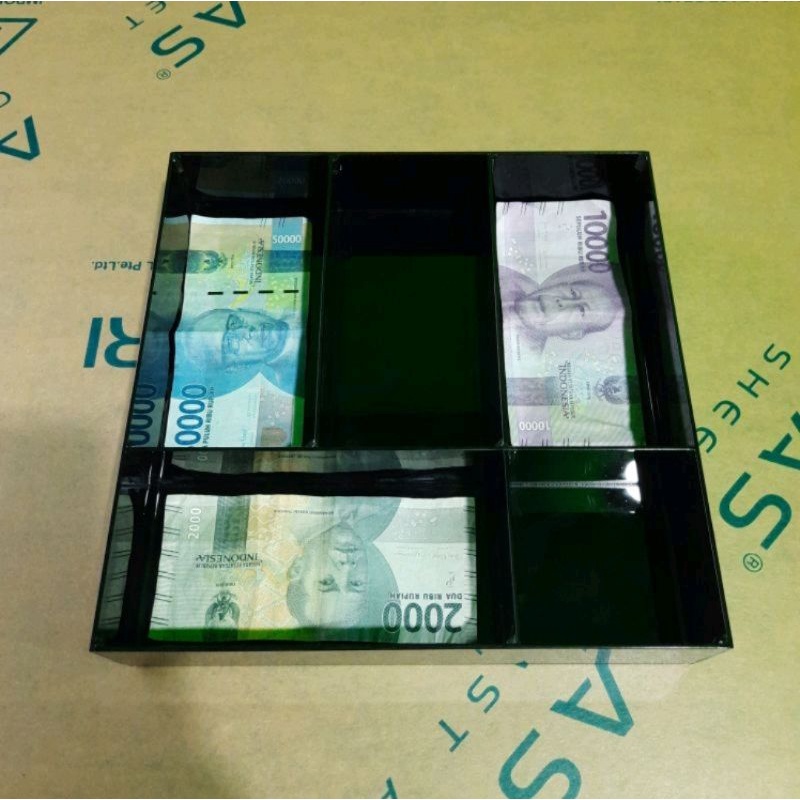 Mini cash Akrilik/ Tempat uang Akrilik