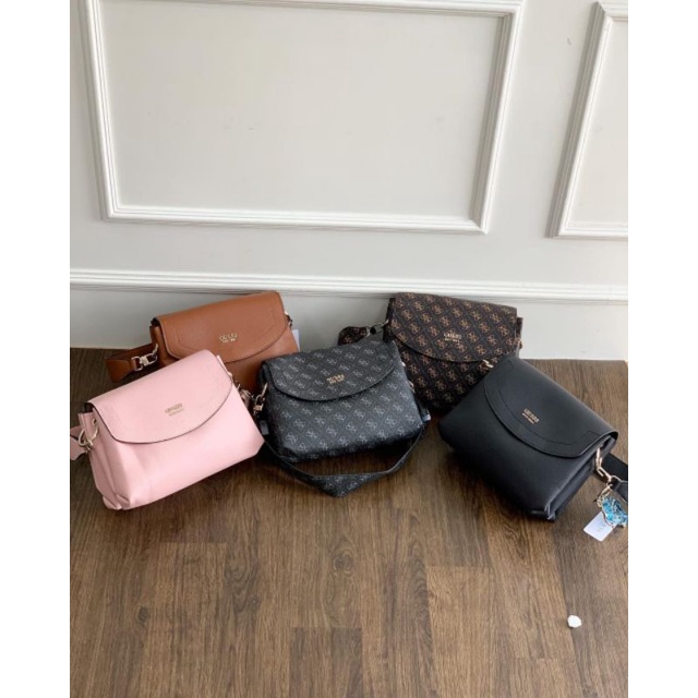 Tas Guess | Guess Slingbag | Tas Motif | Guess Import | Gb393