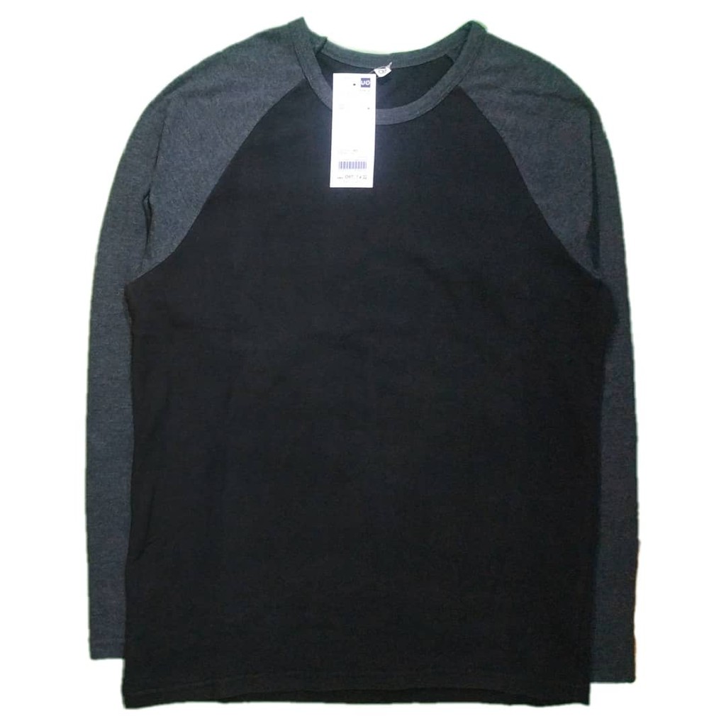 GU Uniqlo Sweater