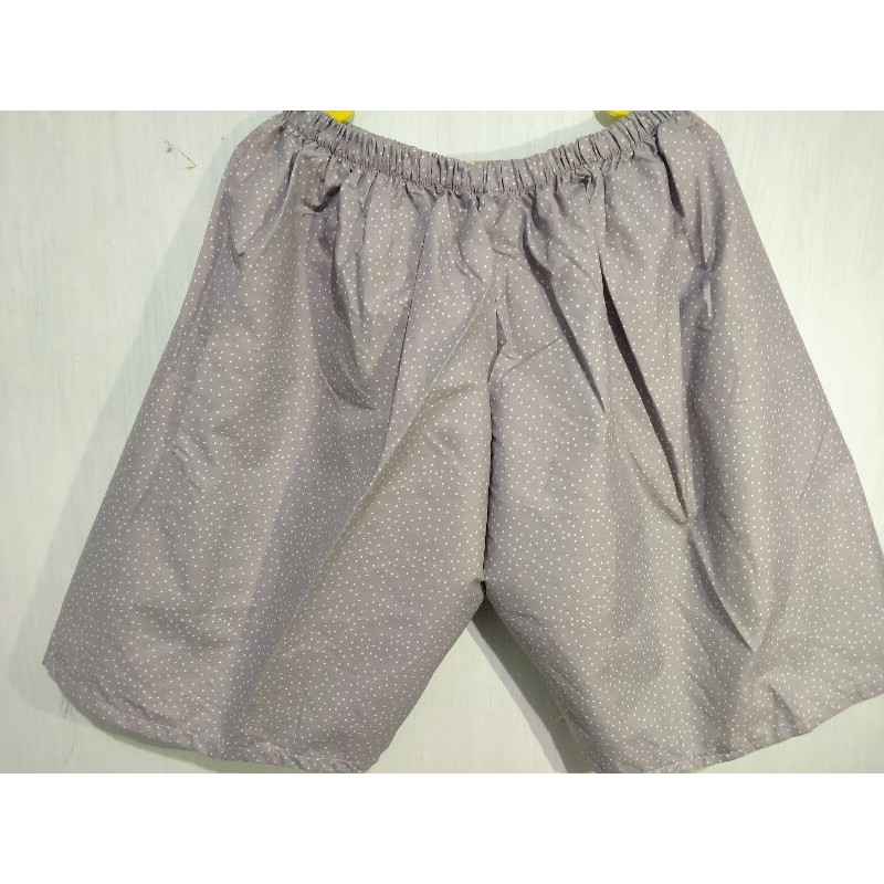 Celana pendek JUMBO / Celana Pendek Wanita