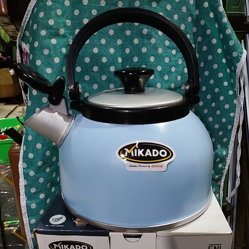 Teko masak air bunyi Rigoletto