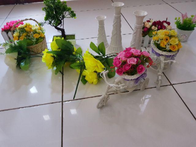 Vas Pagar Kayu Dan Bunga Mawar Lotus Artificial Shabby  Home Decoration