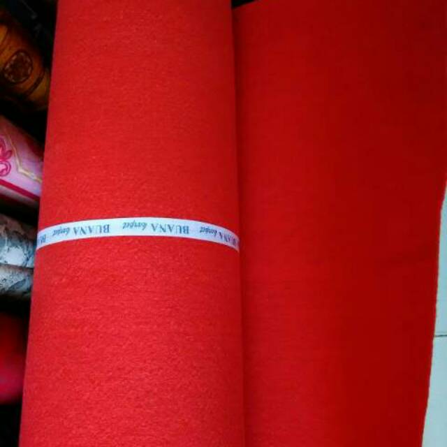 Karpet lantai Merah Cerah tipe Standar | Shopee Indonesia