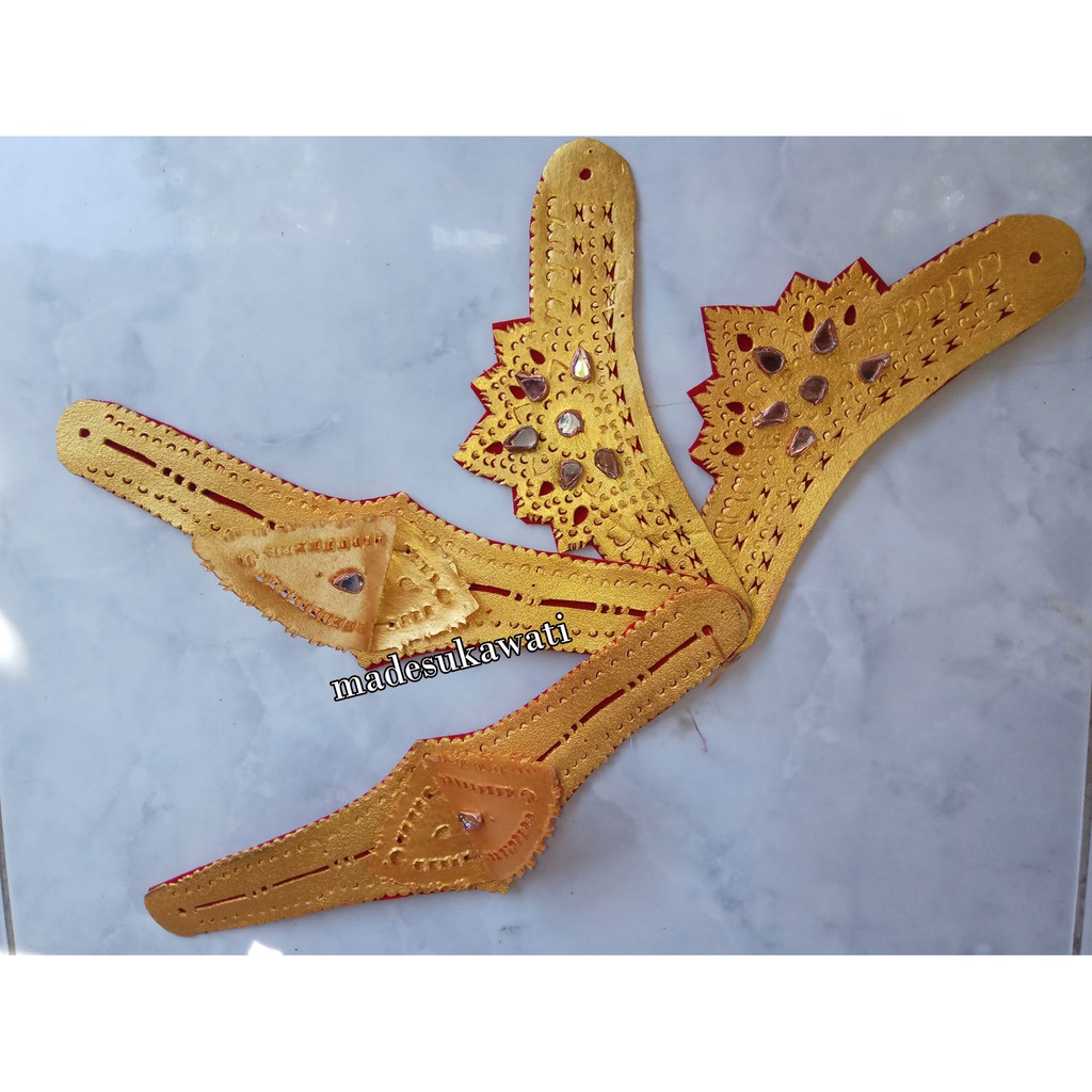 Gelang kana kulit aksesoris tari bali