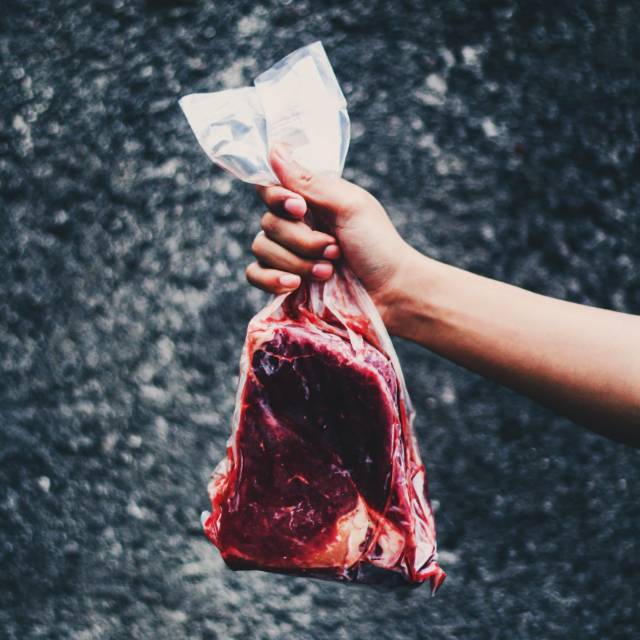 

Daging Kelapa / Knuckle