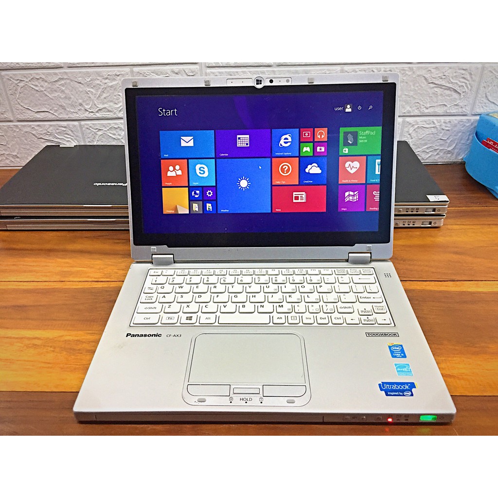 Panasonic CF-AX3 Touchsceen Slim | Core i5- Gen 4 | SSD | Dual Baterai