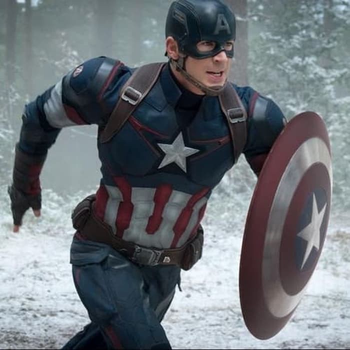 Perisai Kapten Amerika / Tameng Captain America Dilengkapi Suara Lampu**