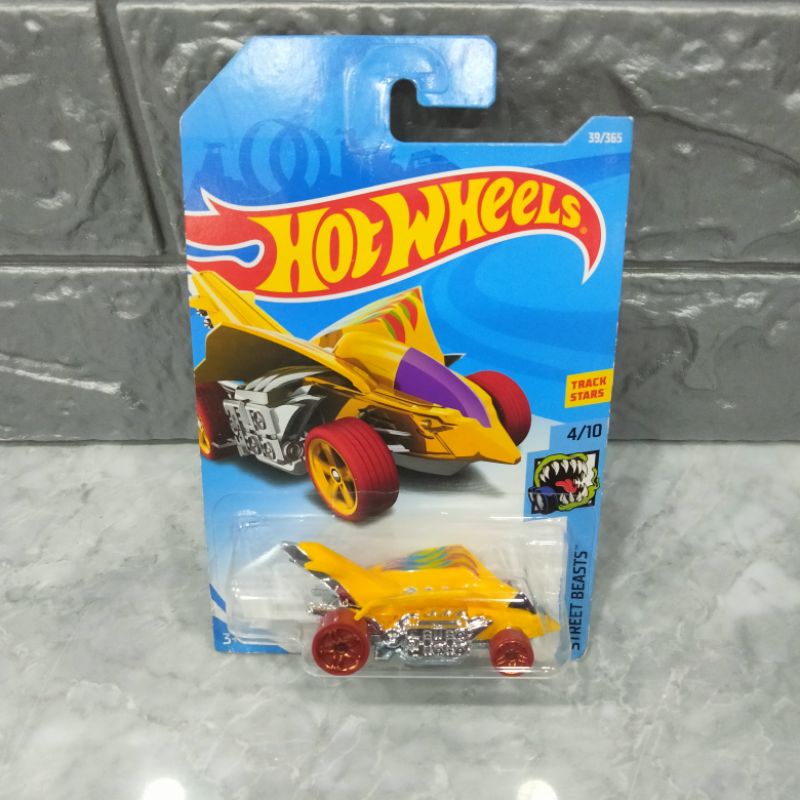 Hot Wheels Mobilan Diecast Turbo Rooster Street Beasts Yellow