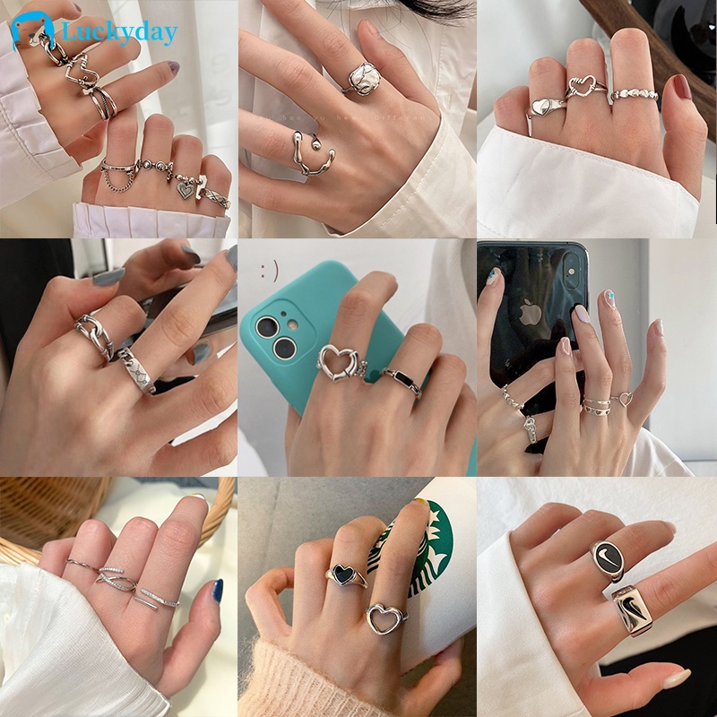 YEEZII Set Cincin Desain Kupu-Kupu Hati Hitam Geometri Silang Warna Silver Untuk Aksesoris Perhiasan