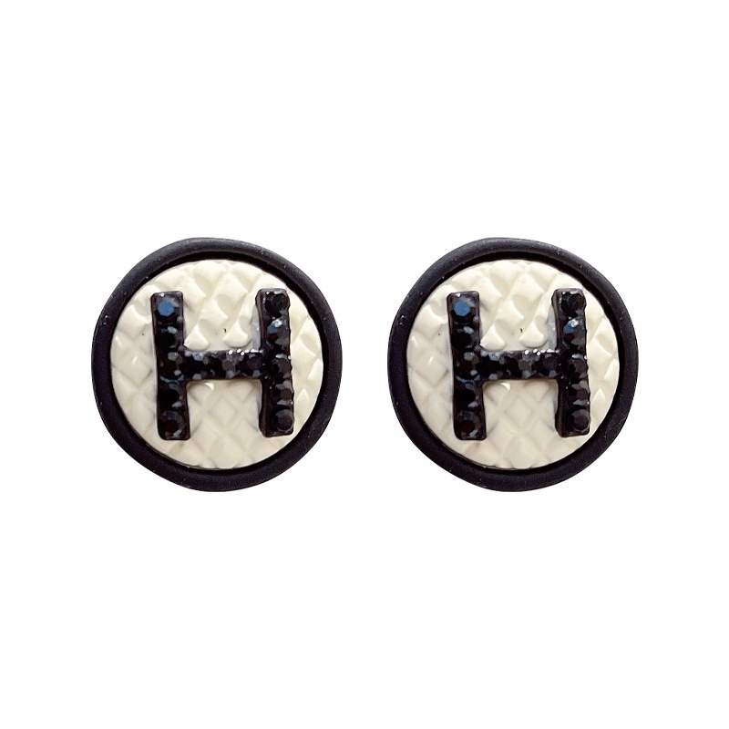 Anting Bulat Huruf H Hitam Dan Putih Vintage Untuk Wanita Aksesoris Korea