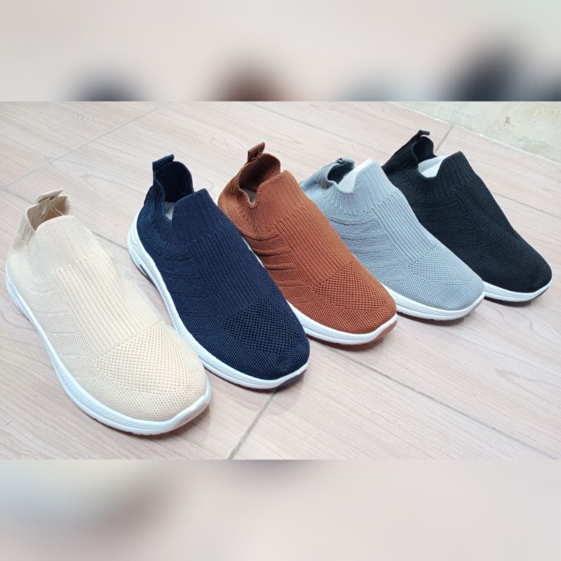 SEPATU SLIP ON WANITA IMPORT / SEPATU FASHION /SEPATU BELBE /SEPATU KDM