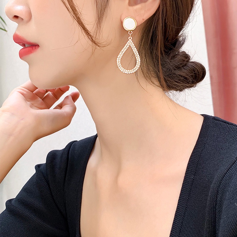 Anting Stud 925 Tremella Needle Bentuk Oval Aksen Berlian Gaya Korea