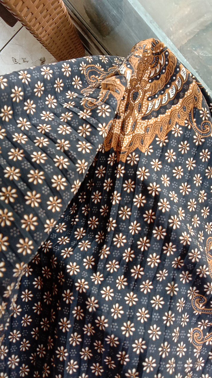 Baju Batik Couple Gamis Batik Keluarga Modern Motif Sogan Candi Terbaru