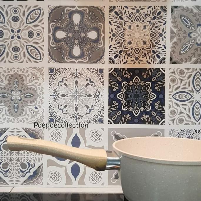 Wallpaper Sticker Foil Serbaguna motif Batik Tegel Tahan Panas (B)