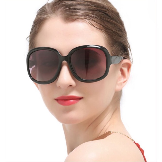 Anti UV Sunglasses - Kacamata Wanita - Hitam - SG