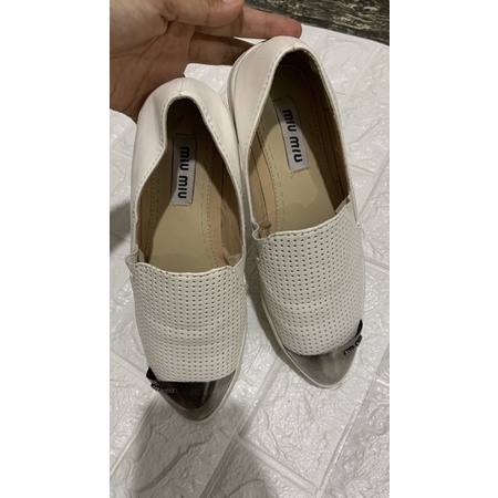 preloved sepatu miu miu