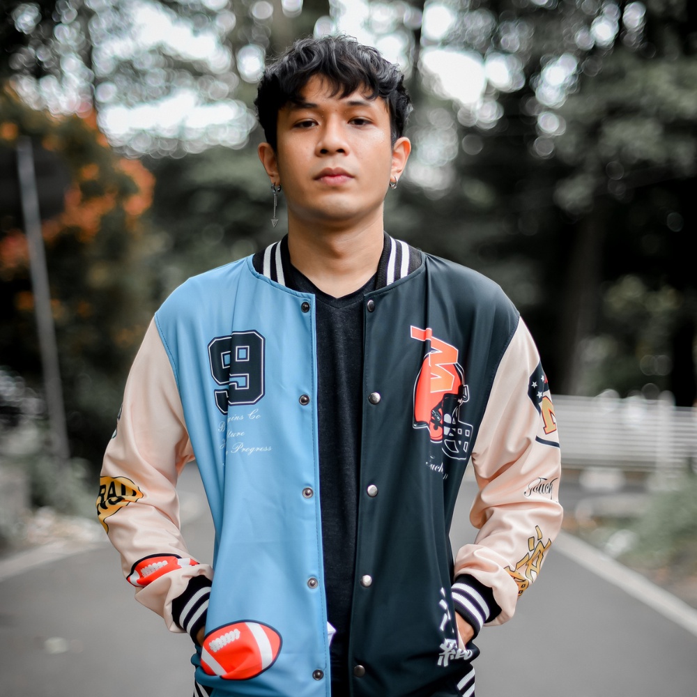 Jaket Varsity Baseball Vintage Pria Wanita Unisex Coach Jaket Bomber Racing bisa COD Jakarta Bandung Kekinian Outdoor Traveling Original Premium