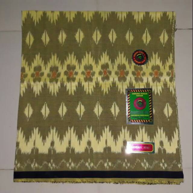 Sarung goyor tenun pemalang