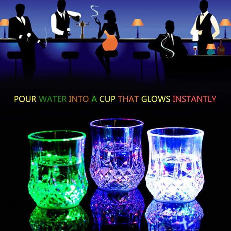 Gelas Wine / Bir Bentuk Nanas Dengan Lampu Led Untuk Pesta / Bar