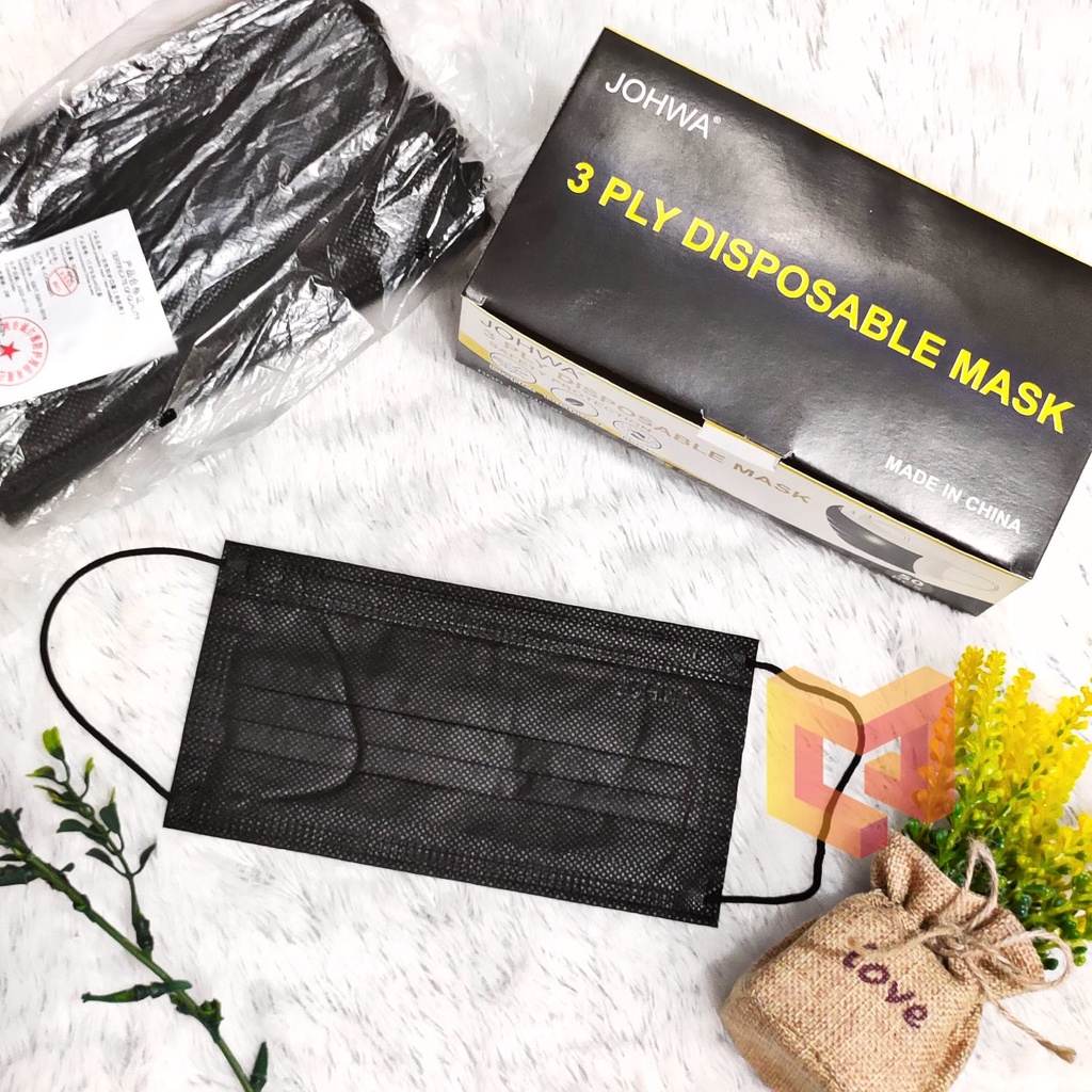 Jual Masker Earloop Hitam Johwa 3ply Disposable Protective Black Mask