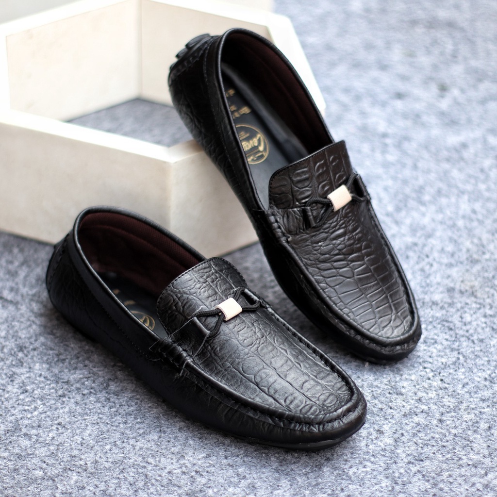 PARIS Sepatu Casual Slip On Pria Kulit Asli Pantofel Kerja Kantor Antislip