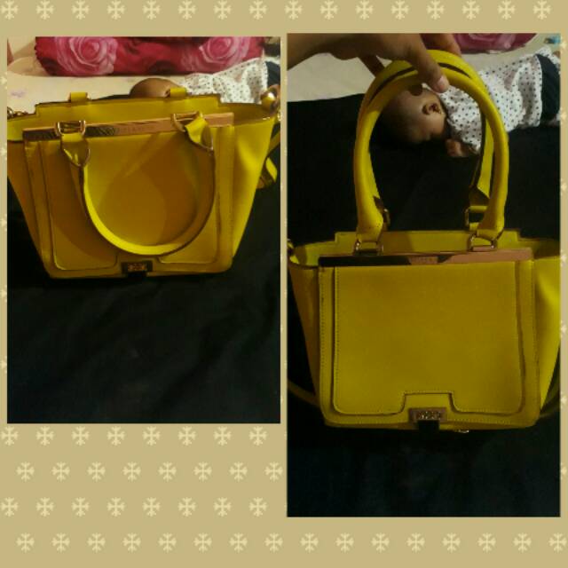 Preloved tas charles&keith
