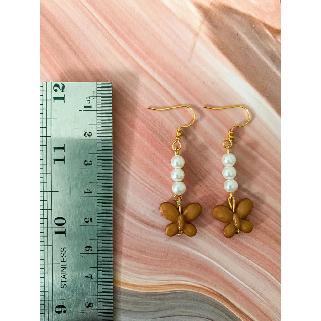 Senada Victory Anting Juntai Mutiara Kupu Kupu Aksesoris Wanita AM031