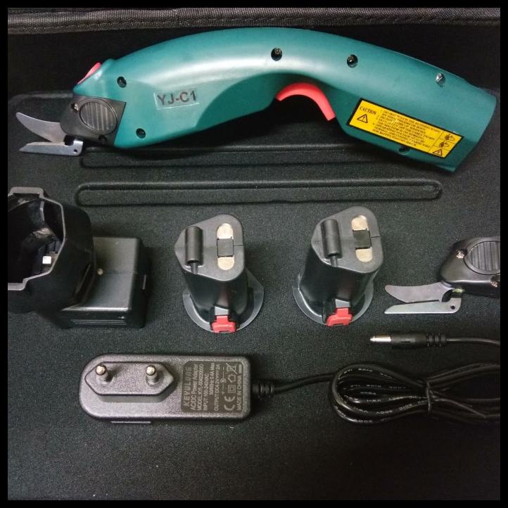 

Coarcella - Yj-C1 Rechargeable Cutting Machine Electric Scissor Gunting Kain Elekt