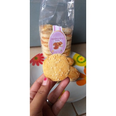 KUE KACANG/SKIPPY