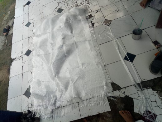 Woven Roving Fiber Glass / Kain Fiberglass Kasar / Wr 600gr/m2 / Serat Fiber Anyaman Kotak Berat 1kg