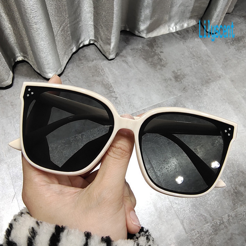 Lily Kacamata Hitam Frame Kotak Lensa Bening Anti UV Ultra Ringan Untuk Pasangan / Pria / Wanita