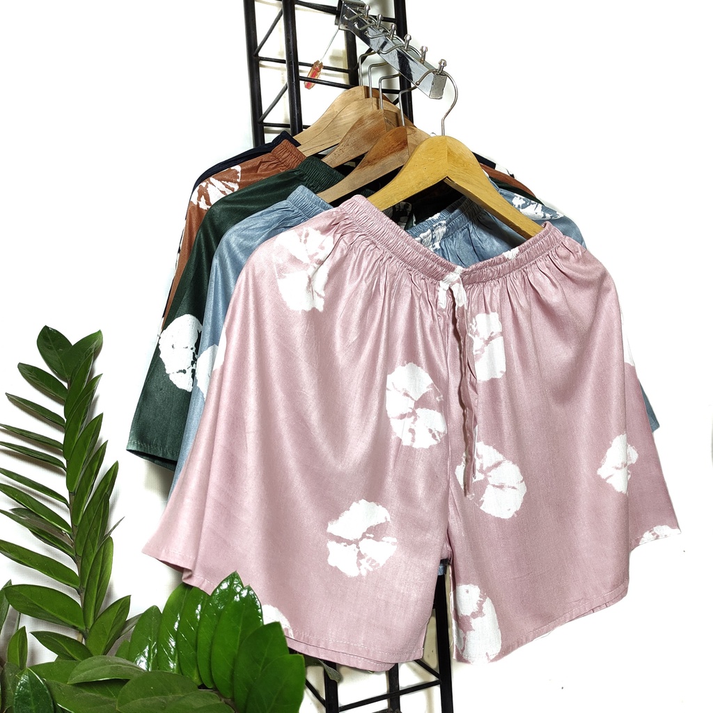 Hot Pants Jumbo Celana Pendek Santai Wanita Bahan Rayon