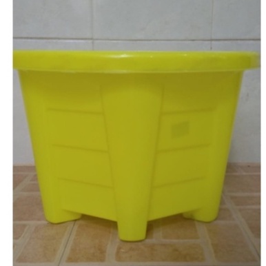 Pot Bunga Persegi Enam