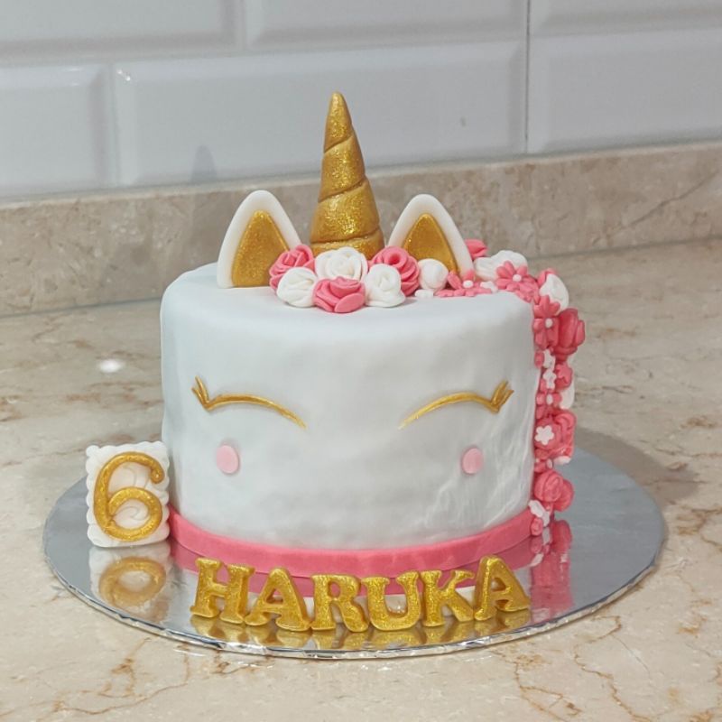 

Cake Unicorn / Kue Ulang Tahun Unicorn