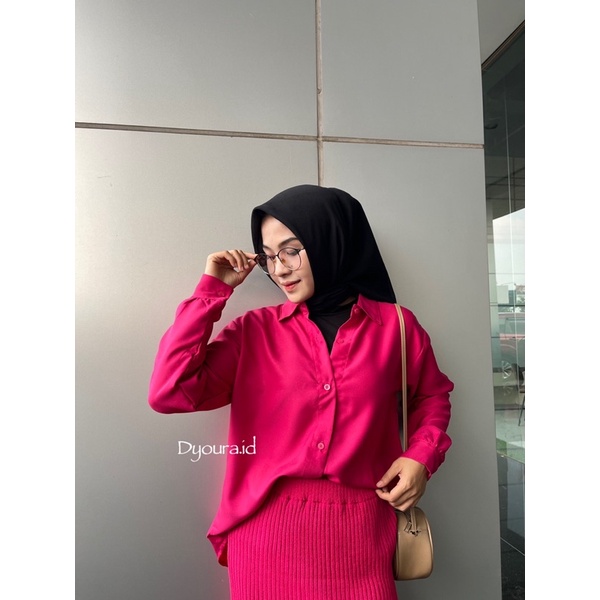 kemeja oversize / kemeja polos / kemeja polos wanita / atasan syakila / kemeja kerja polos / kemeja kerja / kemeja polos