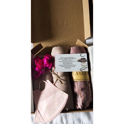 PAKET HIJAB PREMIUM KAYLA SCRAF ISI 2 POLOS N MOTIF hadiah Ciput premium