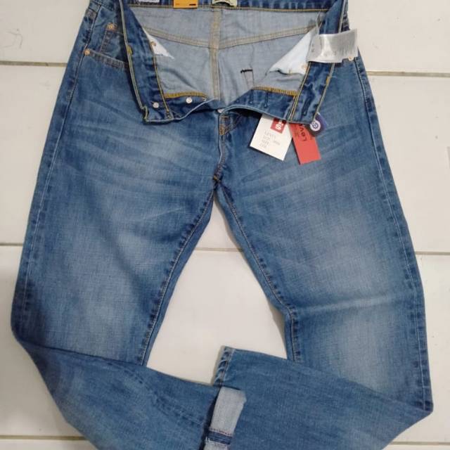 Celana levis 501 japan