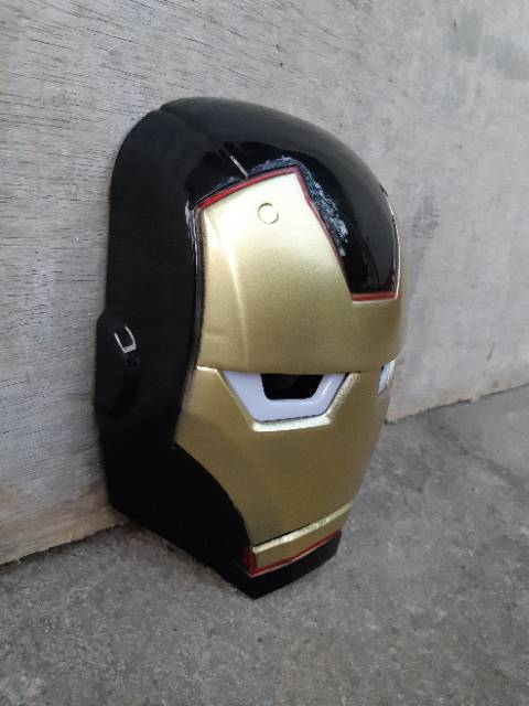 TOPENG IRONMAN HITAM ANAK COSPLAY AVENGERS IRON MAN - MAINAN EDUKATIF