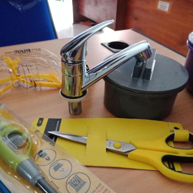 Kran Keran Air Wastafel Cuci Tangan Model Jungkit