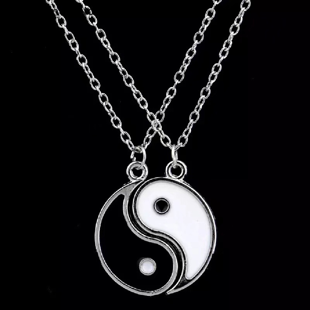 (AdornmentNo1) Kalung Rantai Dengan Liontin Yin Yang Untuk Pasangan / Pria / Wanita