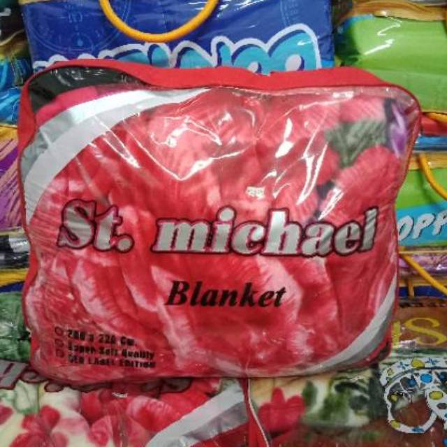 Selimut St. Michael Semi Jumbo Ukuran 200x220 cm Red Label Panel Halus Dan Tebal Kualitas Premium