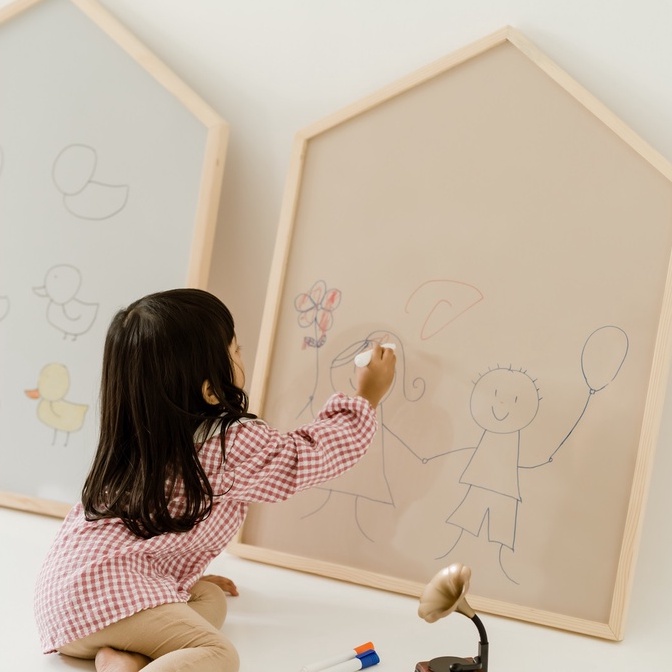 

Papan tulis anak | mainan edukasi | schoolhouse magnetic board - MOCCA [Medium]