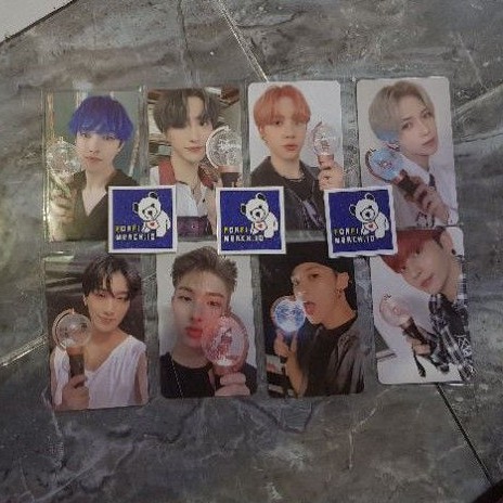 READY STOCK SHARING ATEEZ OFFICIAL LIGHTSTICK CASE